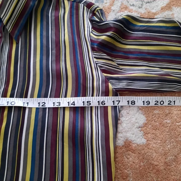 Express Silk button-down down shirt - Picture 6 of 10